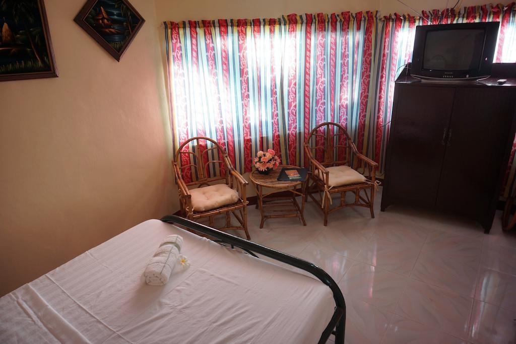 Rama International Beach Resort Botolan Zimmer foto